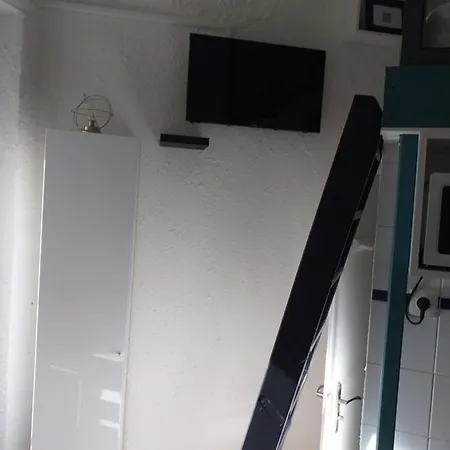 Hyper Centre Entre Port Et * 莱萨布勒-多洛讷